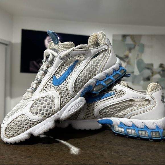 Nike Wmns Air Zoom Spiridon Cage 2 White University Blue - Picture 1 of 11